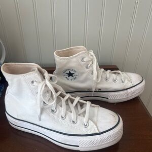 White High Top Platform Converse Women’s 7.5